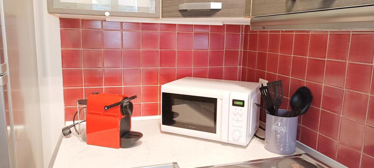 Filoxenia House Marousi -Private Parking- Apartment Athens Ngoại thất bức ảnh